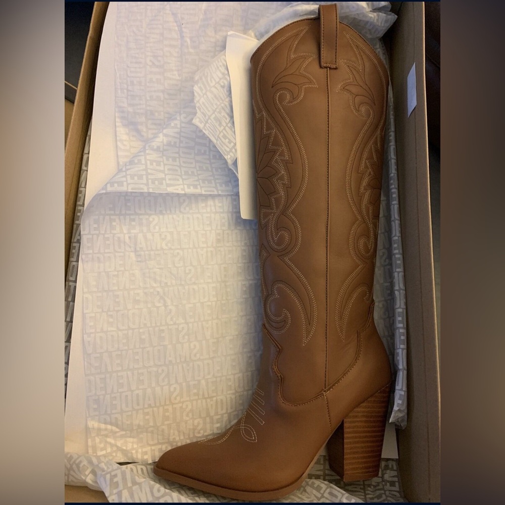 Steve Madden lasso boots ! Size 8